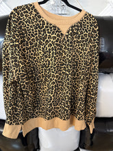 Load image into Gallery viewer, Leopard Casual Top