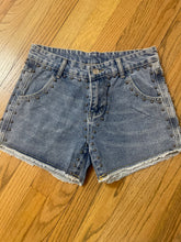 Load image into Gallery viewer, Denim and Studs Shorts