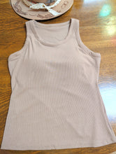 Load image into Gallery viewer, Sleeveless Round Neck Tank Top