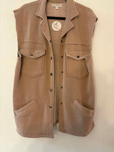Load image into Gallery viewer, Hudson Vest