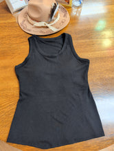 Load image into Gallery viewer, Sleeveless Round Neck Tank Top