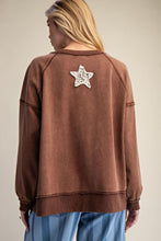 Load image into Gallery viewer, Distressed star shirt
