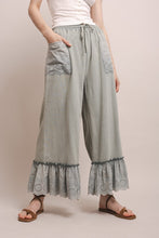 Load image into Gallery viewer, Eyelet Bloomer Pants
