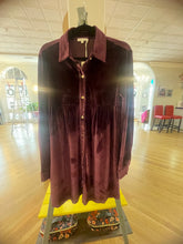 Load image into Gallery viewer, Velvet Amethyst Dress
