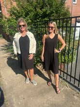 Load image into Gallery viewer, Swing Dress w/ Pockets
