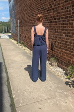 Load image into Gallery viewer, Square Navy Set
