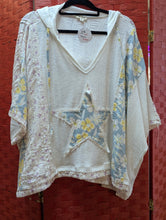 Load image into Gallery viewer, Off White V-Neck Star Shirt
