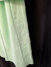 Load image into Gallery viewer, Light Green Lace Detail Set
