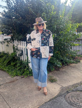 Load image into Gallery viewer, Vibrant Vintage Jacket
