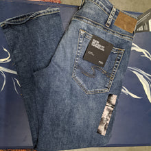 Load image into Gallery viewer, Men's Denim (Eddie)
