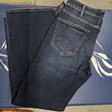 Load image into Gallery viewer, Men's Denim (ZAC)
